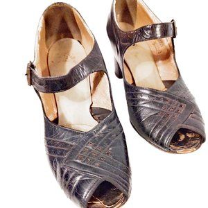 1930s Vintage Black Leather Ankle Strap Peep Toe Deco Shoes High Heels Size 6